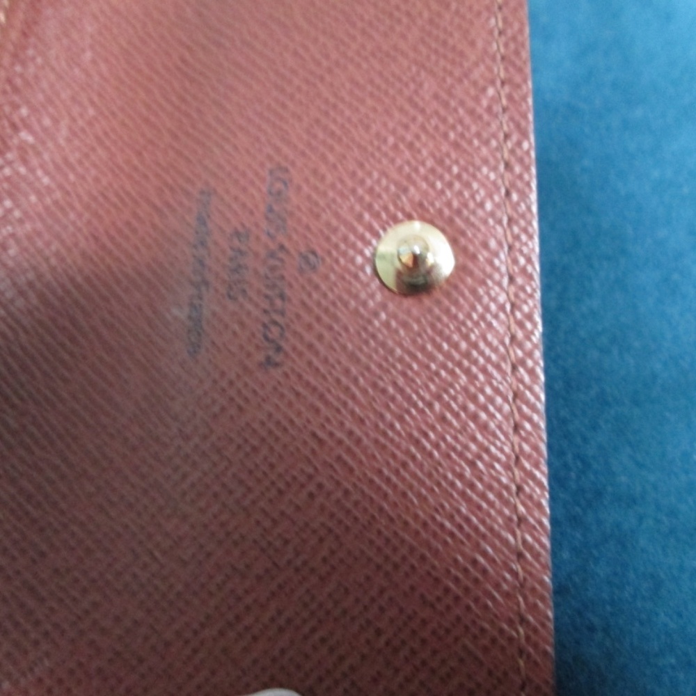 Louis Vuitton Monogram 4 Key Multiples Holder - image 5